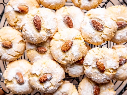 almond cookies